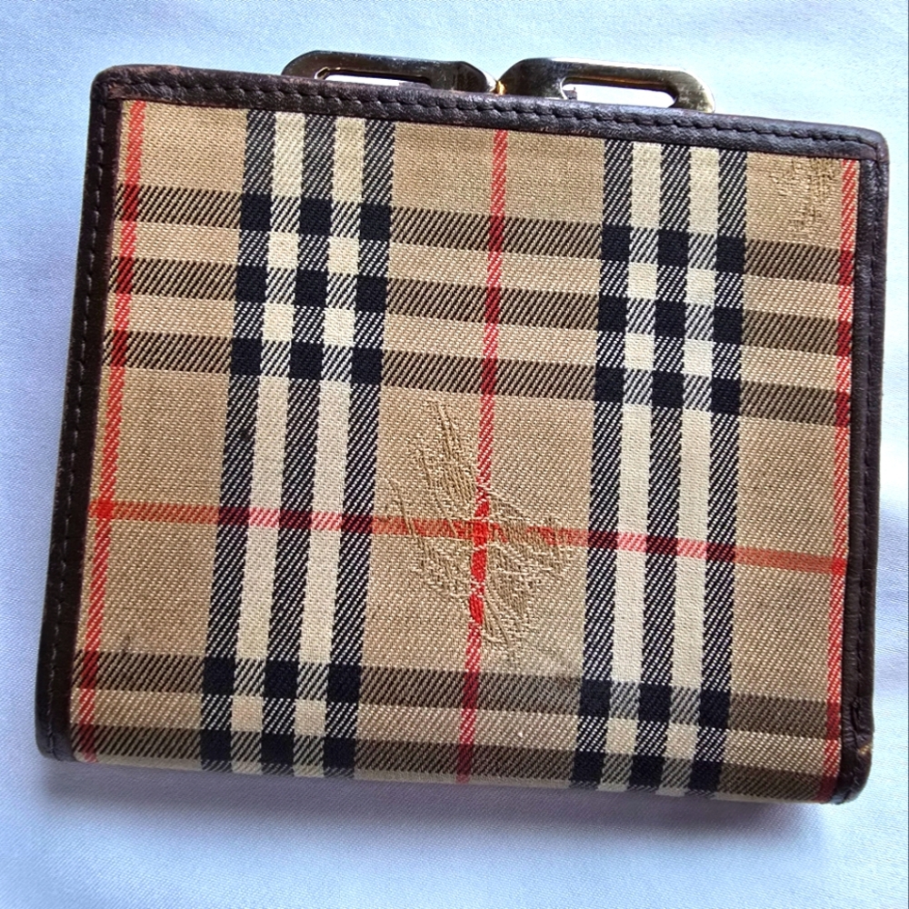 Burberry wallet - Picture 4 of 9